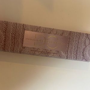 Dominique cosmetics pallete